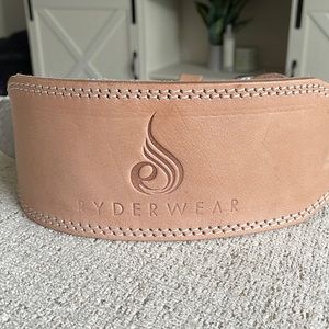 Leather lifting belt